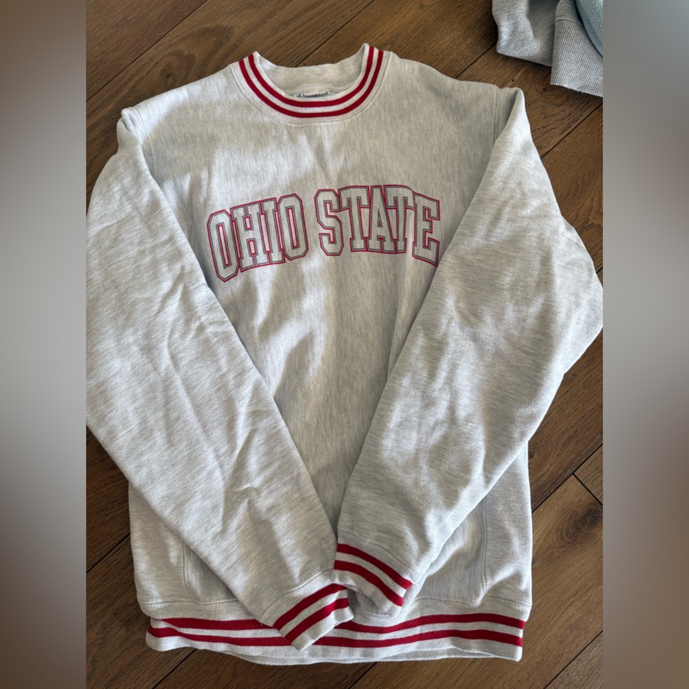 Champion Gray Sweatshirt with Red Accents